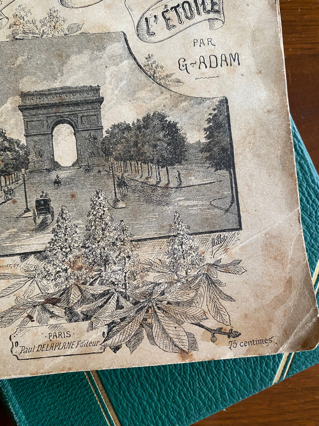 19th century French “L’arc de Triomphe” illustrated monograph booklet