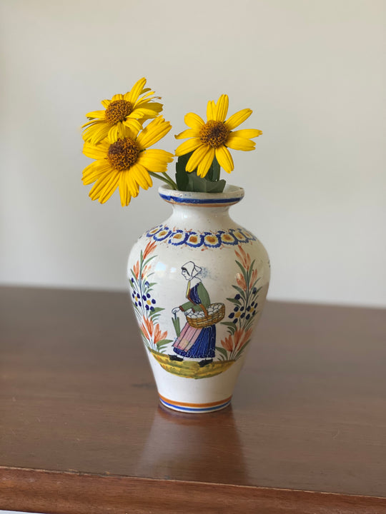19th century French Quimper petite pottery vase