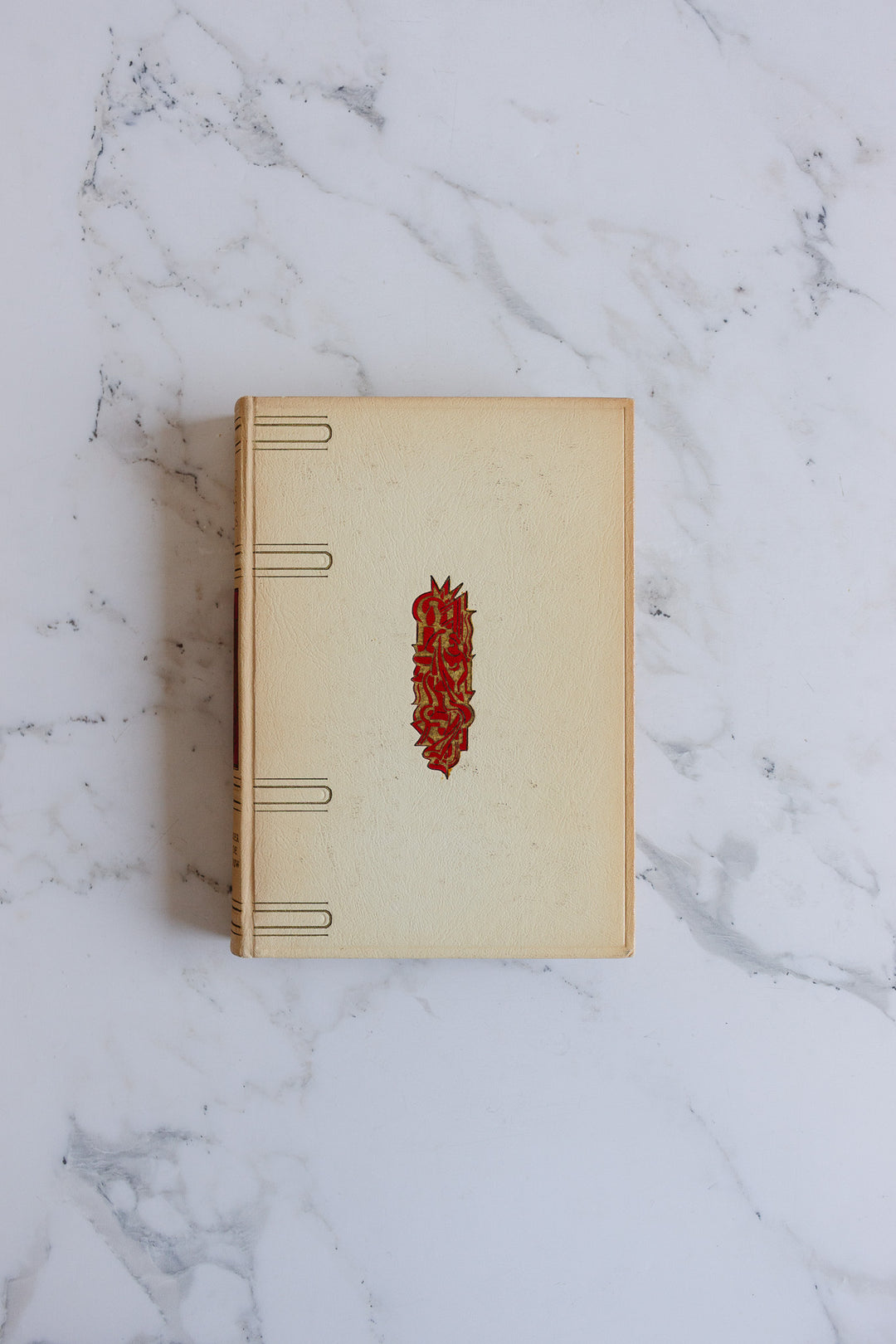 vintage hardcover Dutch house and home decorative books, set of 3