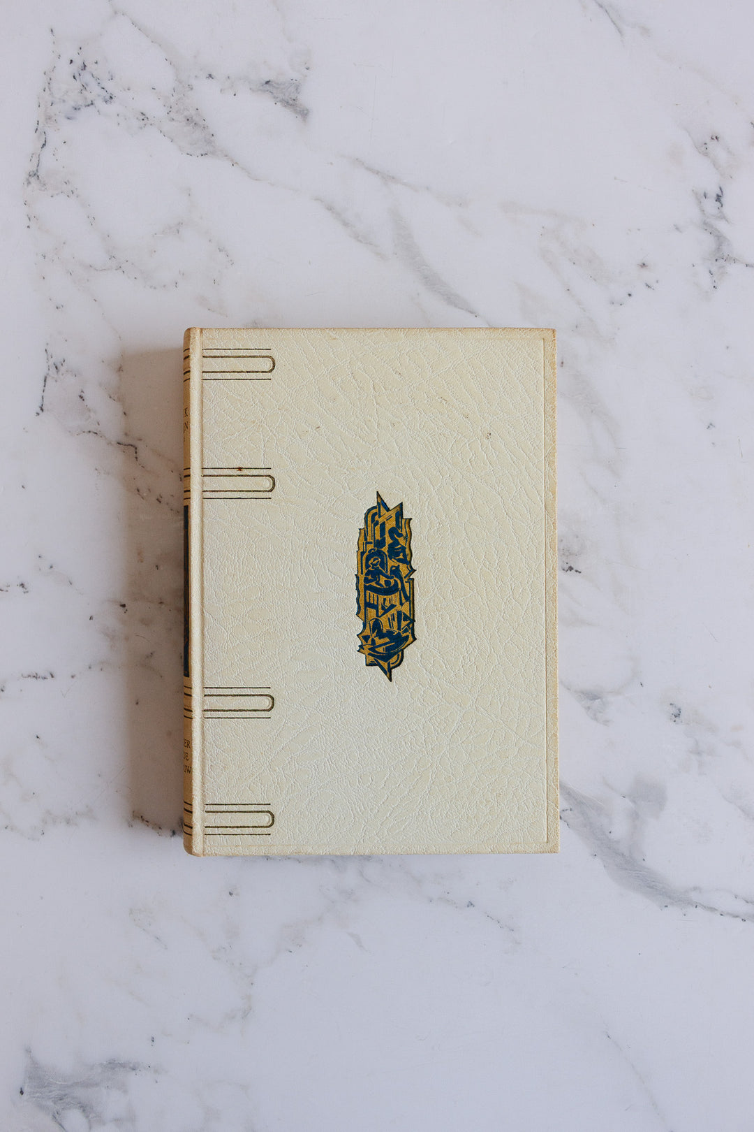 vintage hardcover Dutch house and home decorative books, set of 3