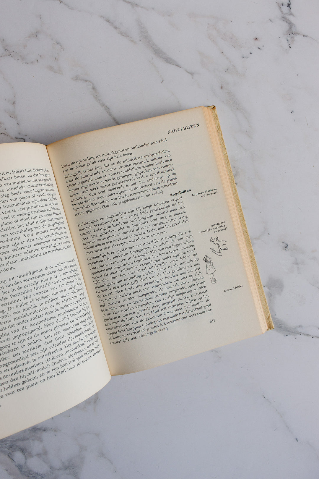 vintage hardcover Dutch house and home decorative books, set of 3