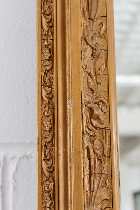 19th century Louis XV gilt mirror