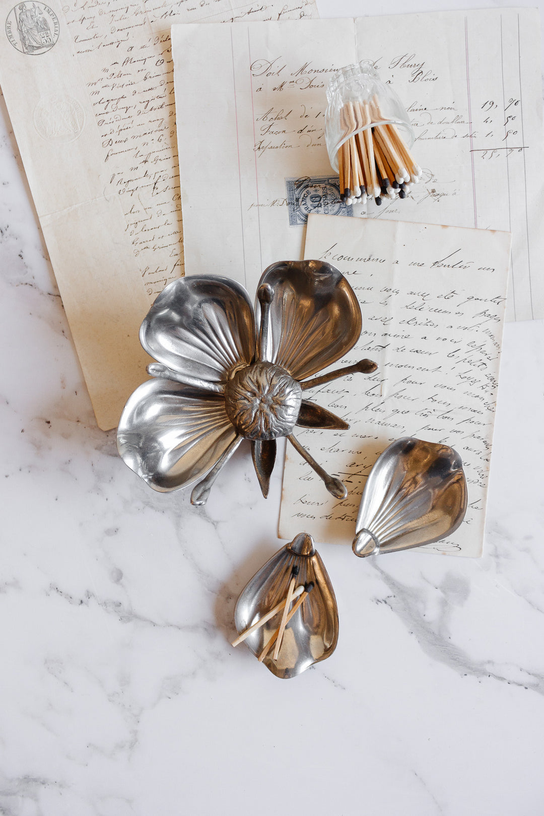 1970s Italian white brass lotus sculptural ashtray, in the style of Gucci
