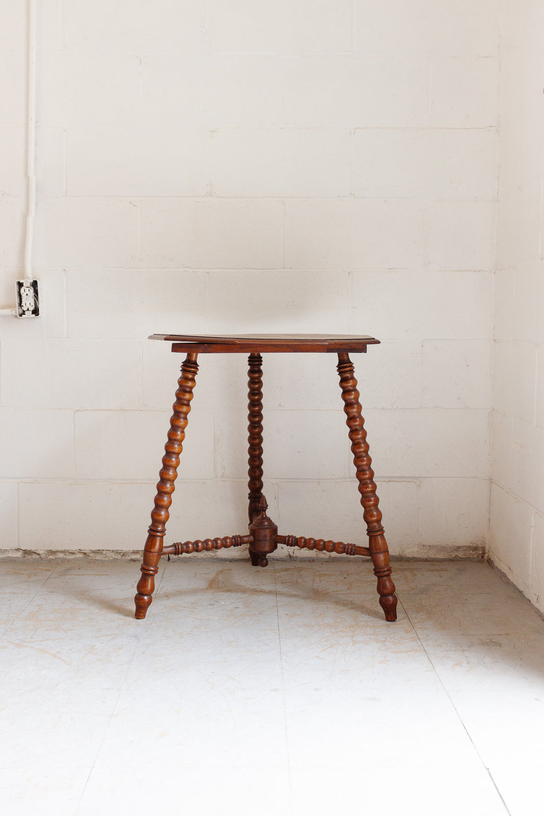 19th century Dutch large oak bobbin side table