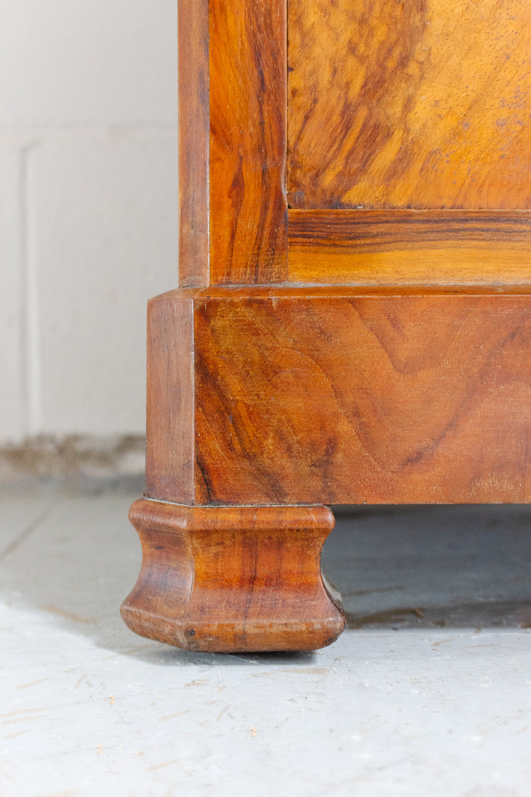 19th century French burl walnut and marble top night stand