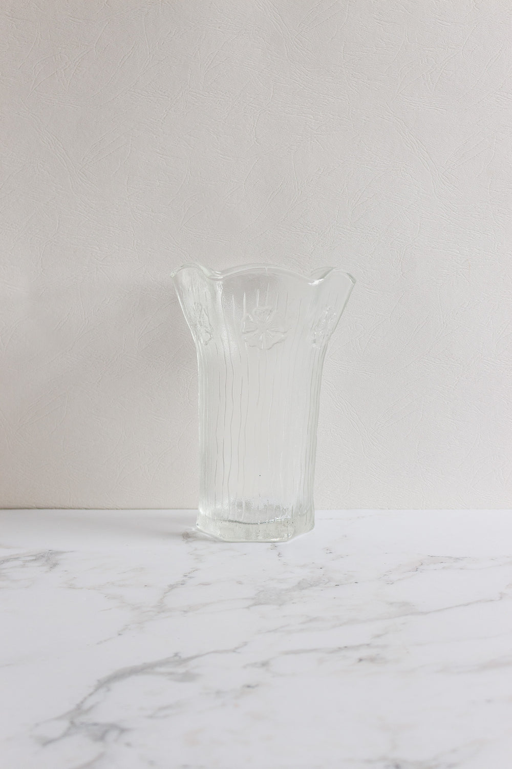 vintage italian embossed glass vase