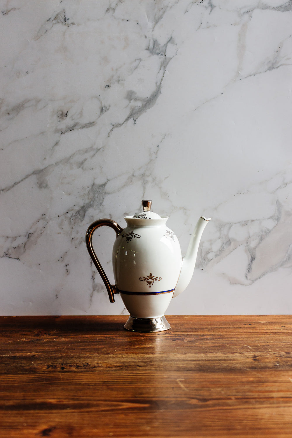 vintage italian richard ginori teapot and sugar bowl