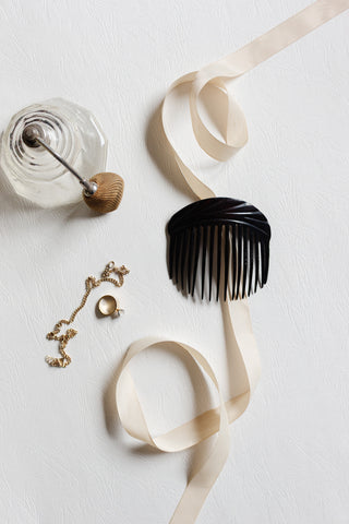 turn of the century french horn hair comb, black