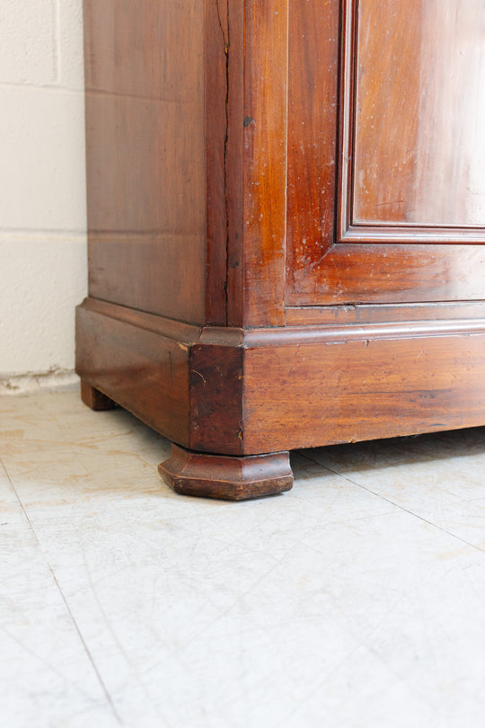 19th century French Louis Philippe walnut sideboard