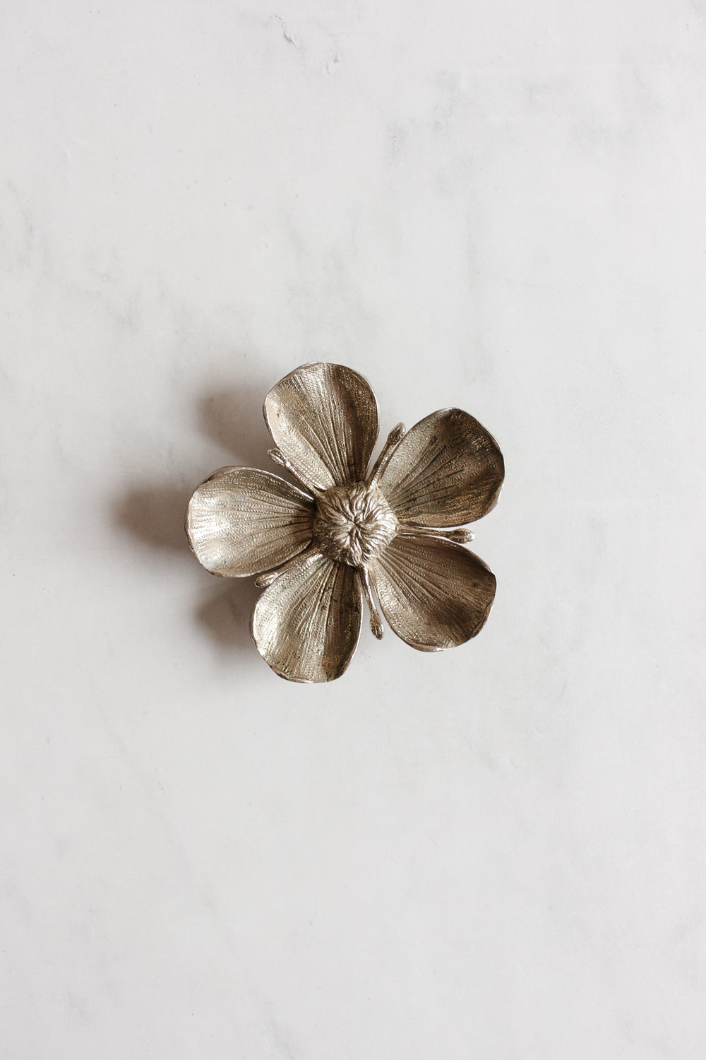 1970s Italian white brass lotus sculptural ashtray, in the style of Gucci