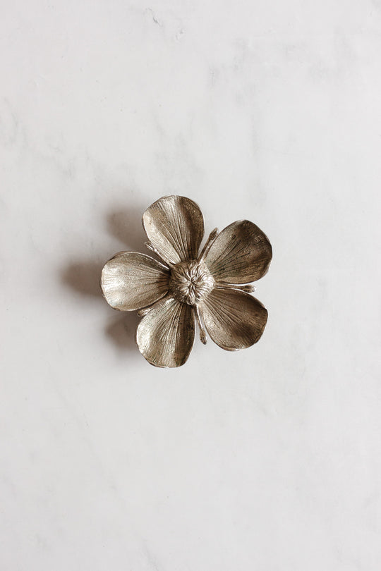 1970s Italian white brass lotus sculptural ashtray, in the style of Gucci