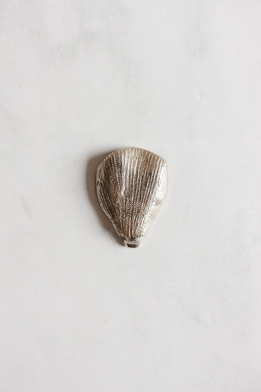 1970s Italian white brass lotus sculptural ashtray, in the style of Gucci