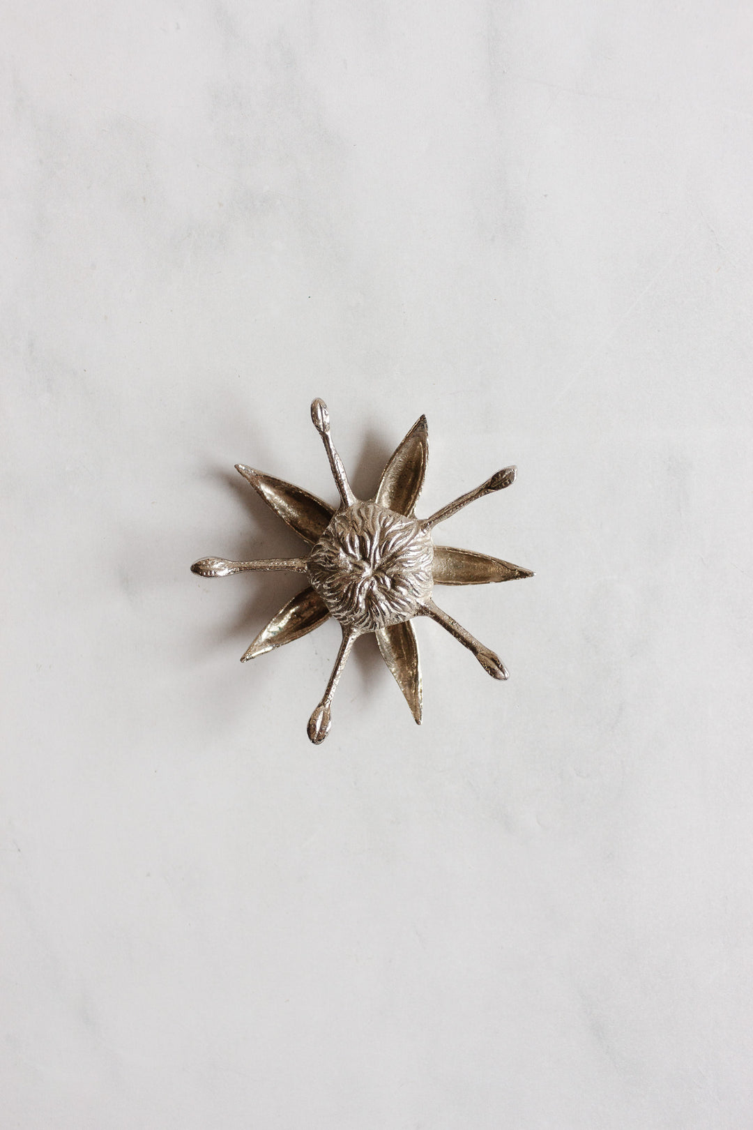 1970s Italian white brass lotus sculptural ashtray, in the style of Gucci