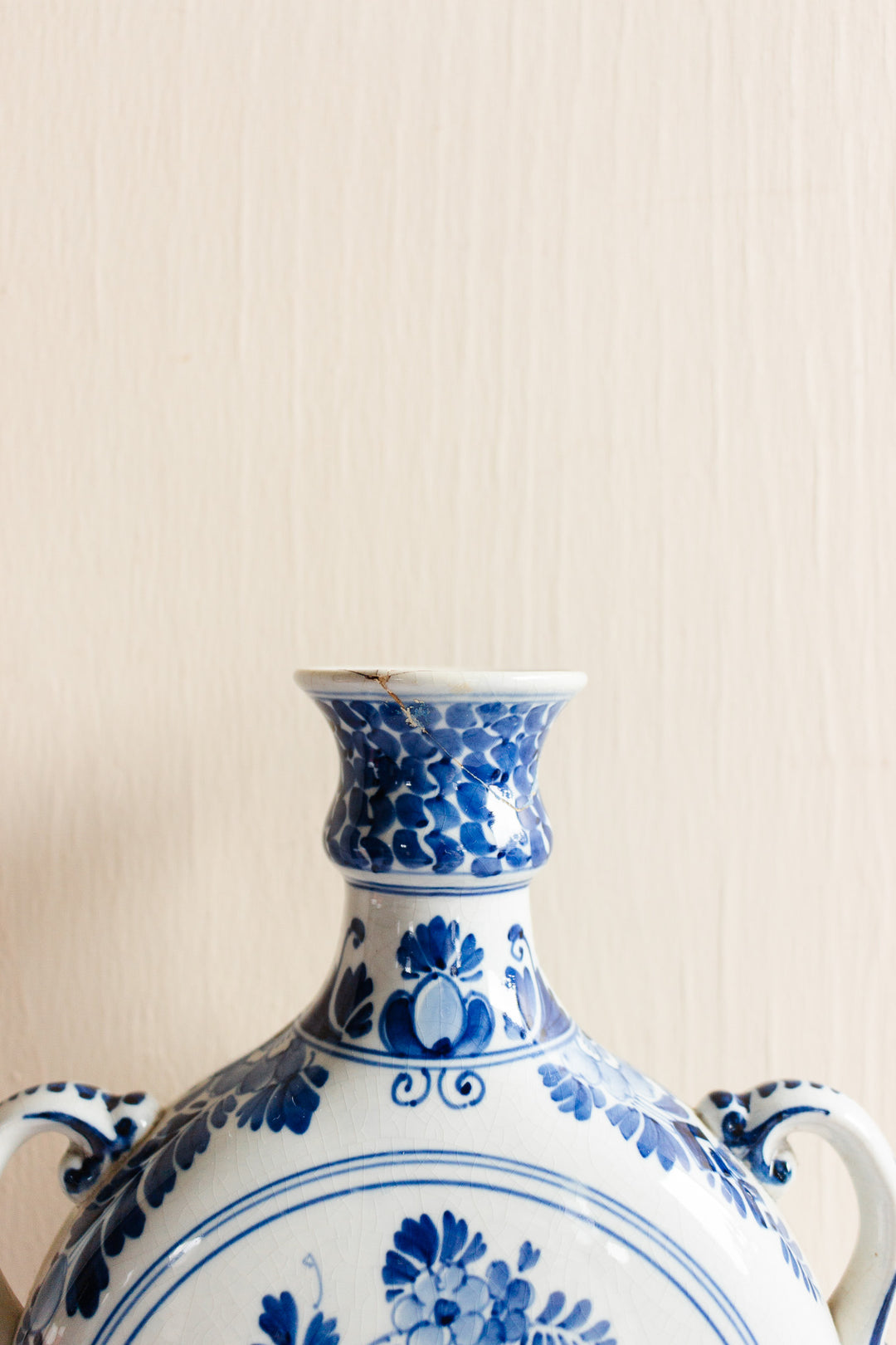 19th century Joost Thooft & Labouchere for Porceleyne Fles Delft ware vase