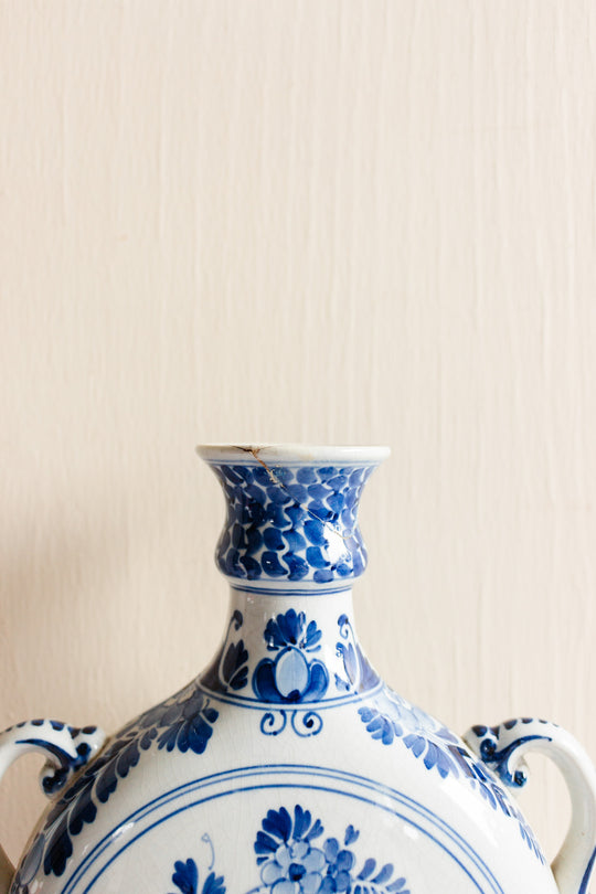 19th century Joost Thooft & Labouchere for Porceleyne Fles Delft ware vase