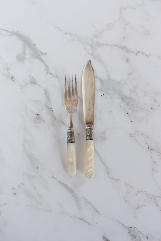 antique english silverplate mother of pearl fish serving set of 12 forks and knives