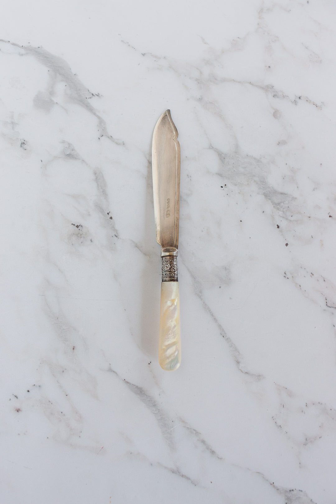 antique english silverplate mother of pearl fish serving set of 12 forks and knives