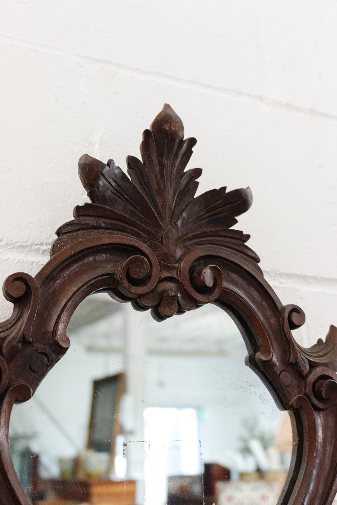 1920s French carved wood rococo style mirror sconce