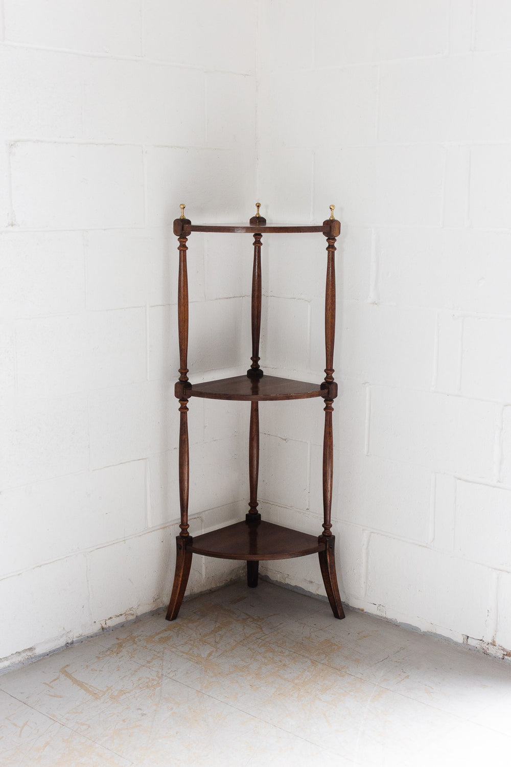 victorian mahogany corner shelf with brass finials