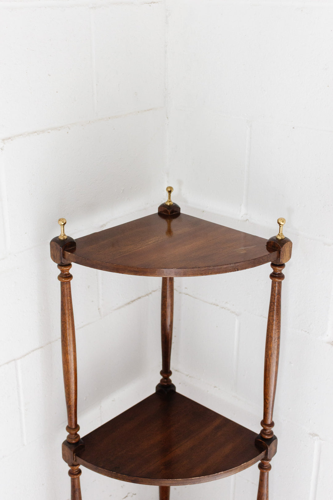 victorian mahogany corner shelf with brass finials