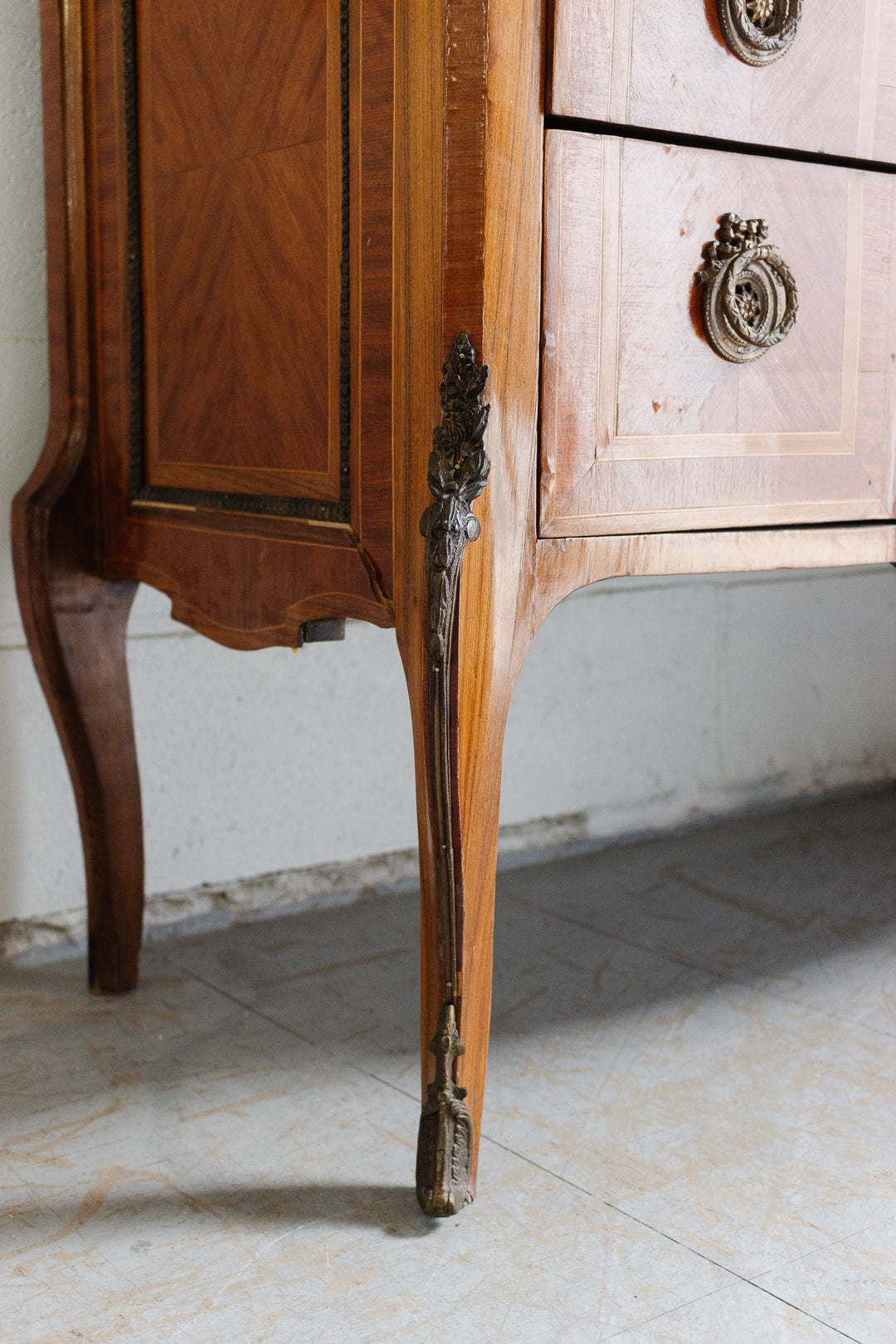 19th century french kingwood louis xv marble topped commode