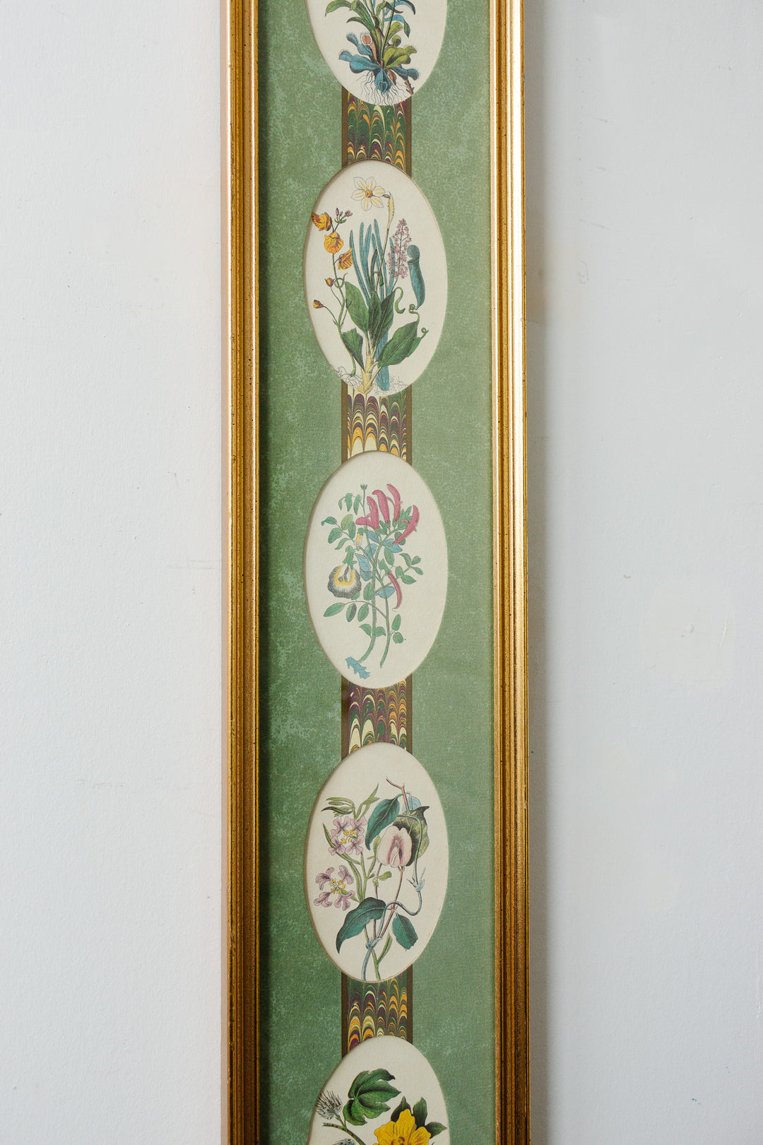 1970s vertical floral art