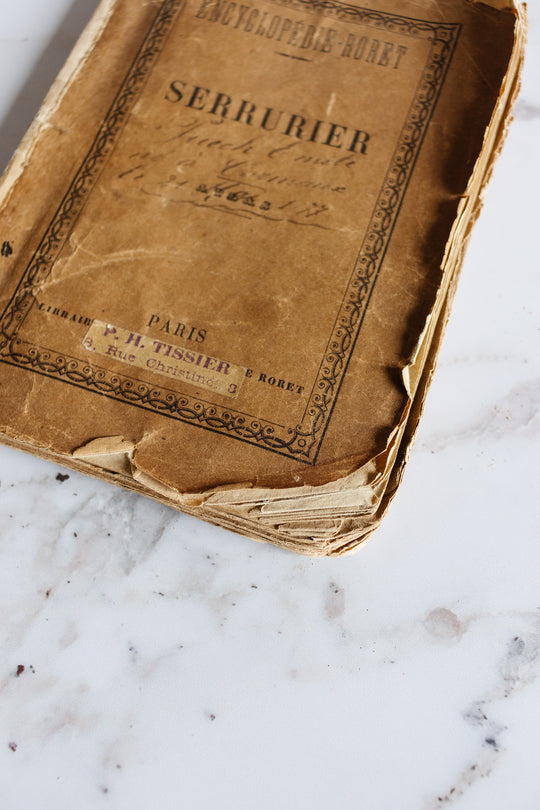 19th century French illustrated pocket book, “seurrier”