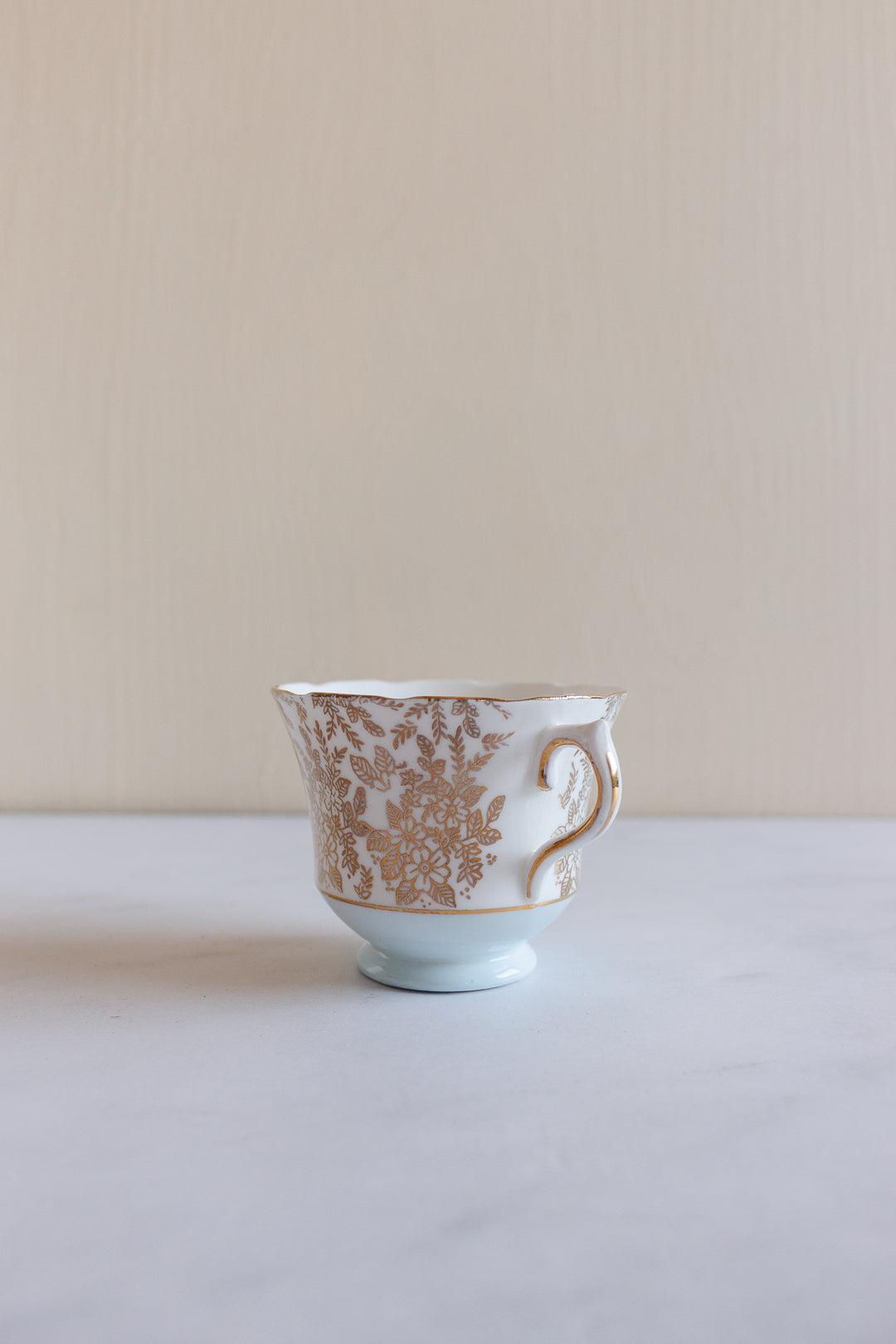vintage royal vale gold chintz teacup