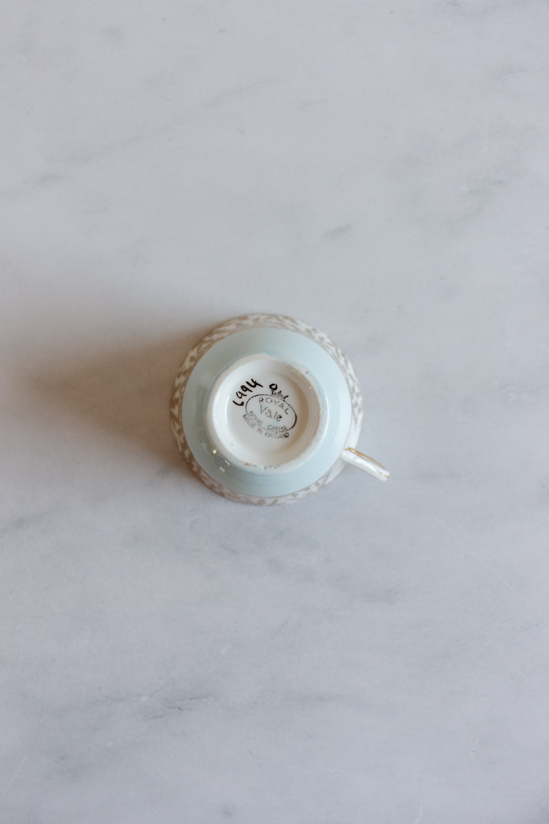 vintage royal vale gold chintz teacup