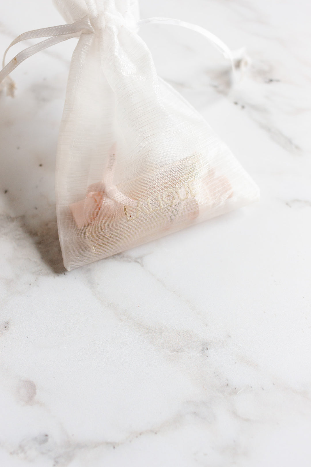 petite lalique “Satine” eau de toilette perfume set