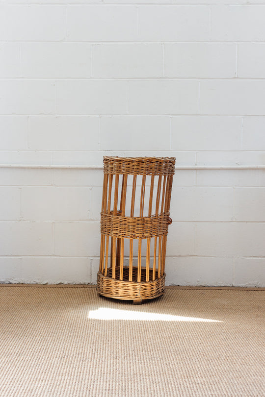 vintage open sided French boulangerie baguette basket