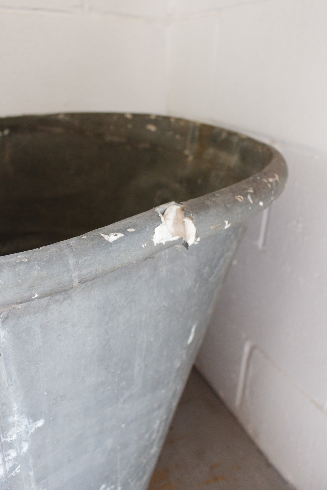19th century French zinc tub