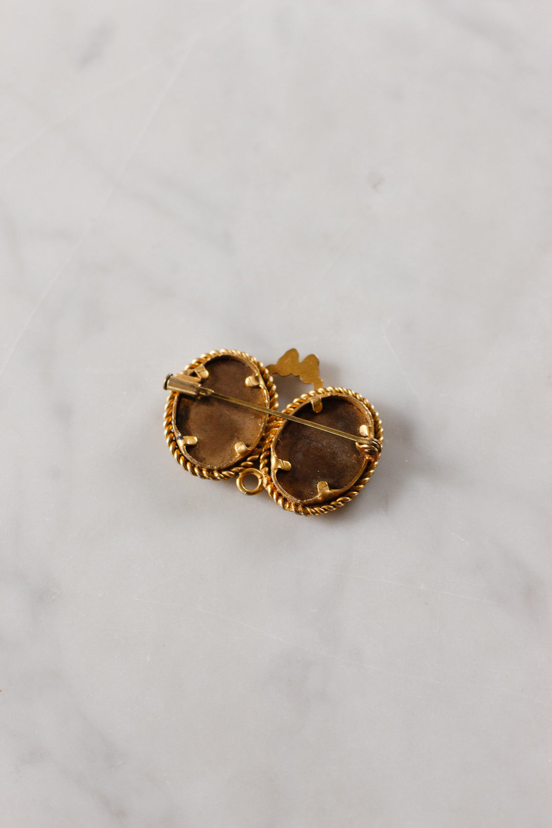 1940s French double portrait brooch