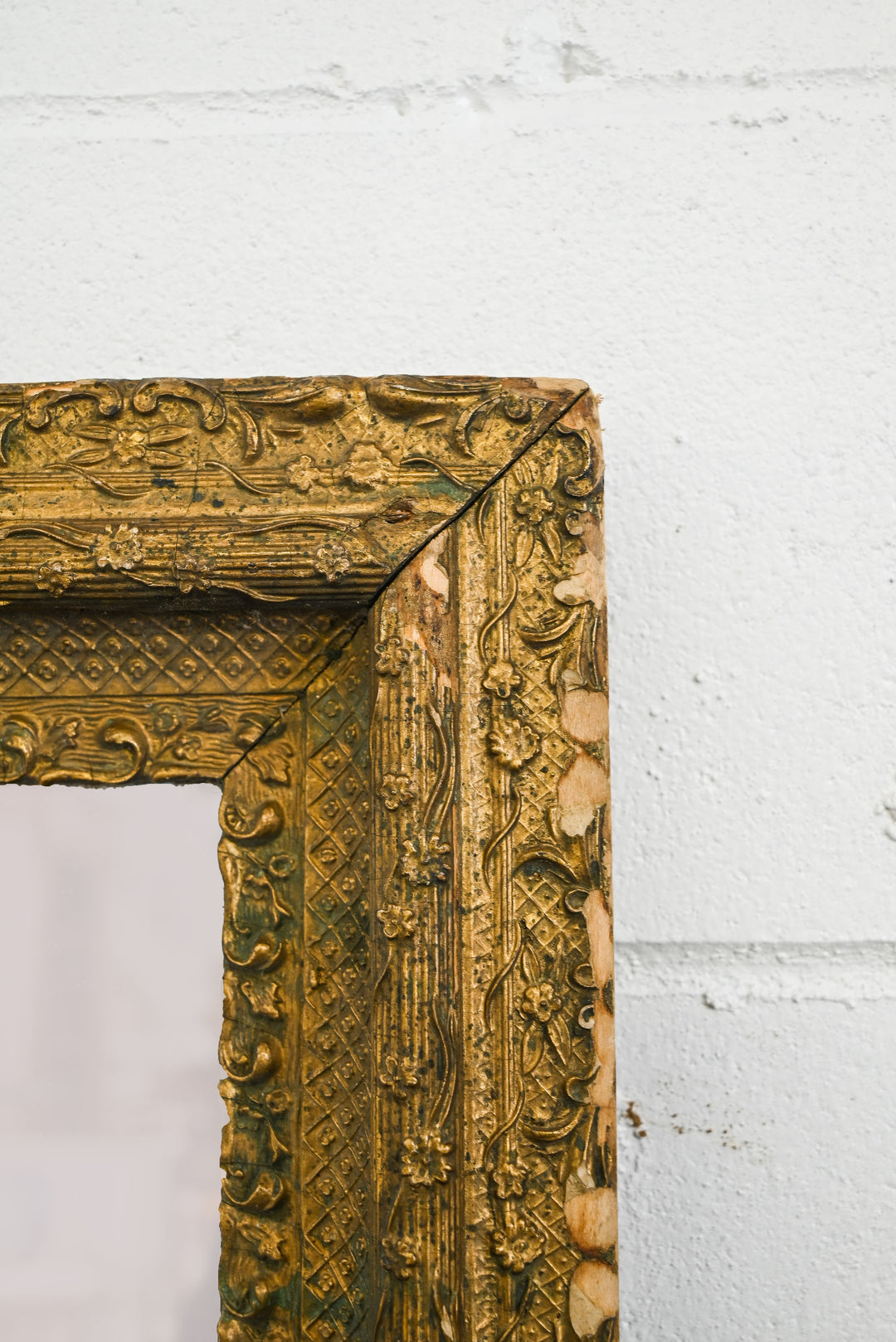 antique distressed gilt framed mirror