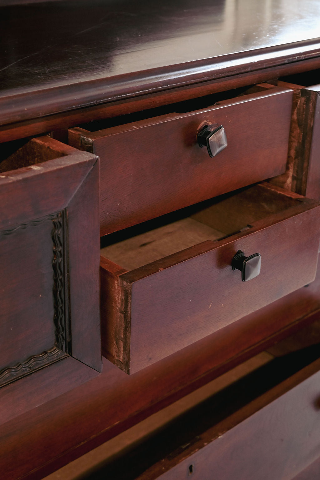 antique english chest of drawers