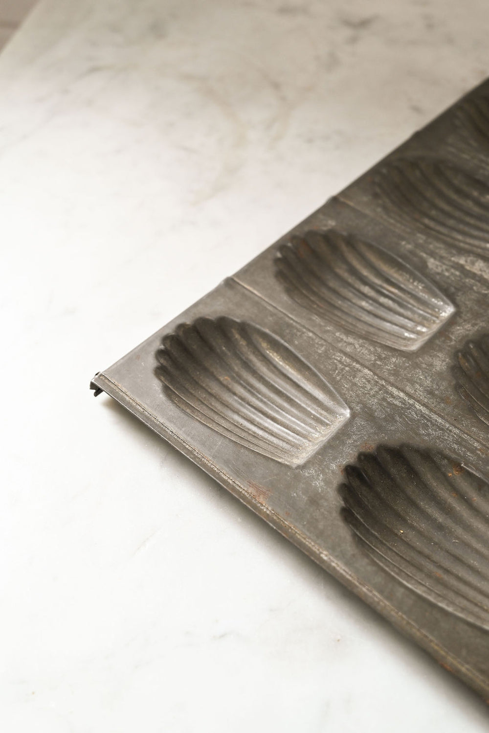 vintage madeleine mould i