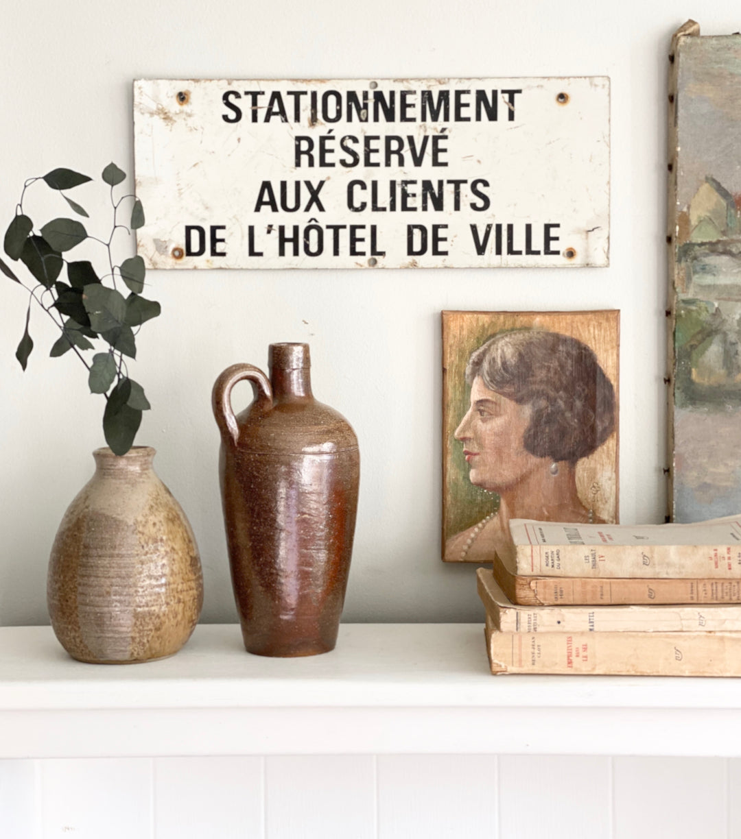 vintage enamel stationnement sign