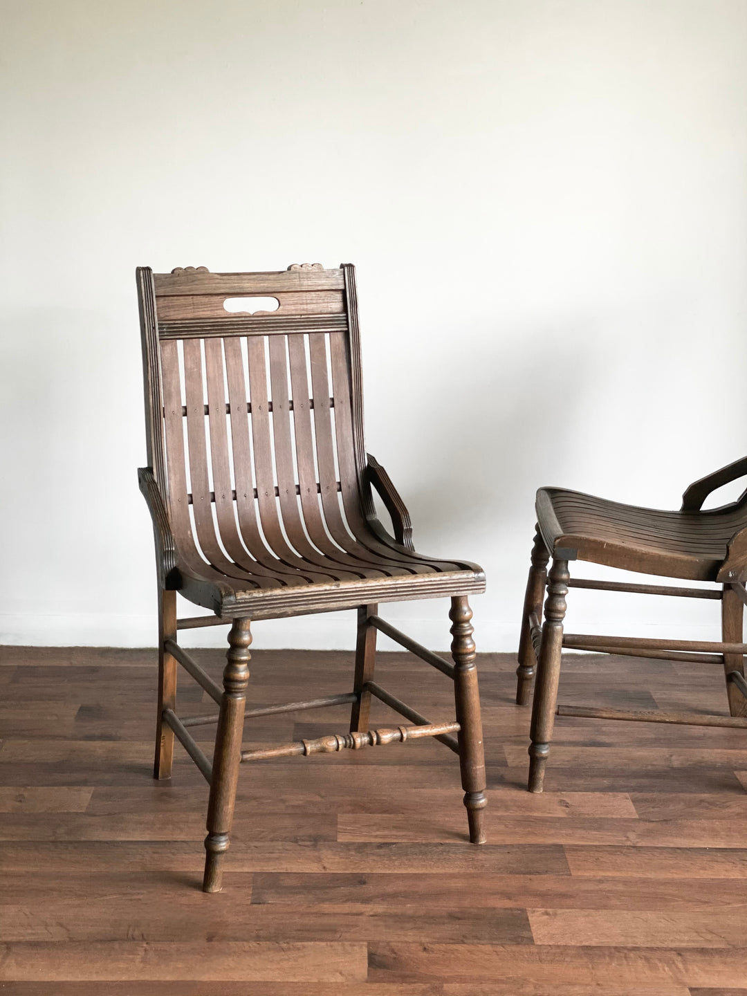 antique bentwood oak frame deck chairs
