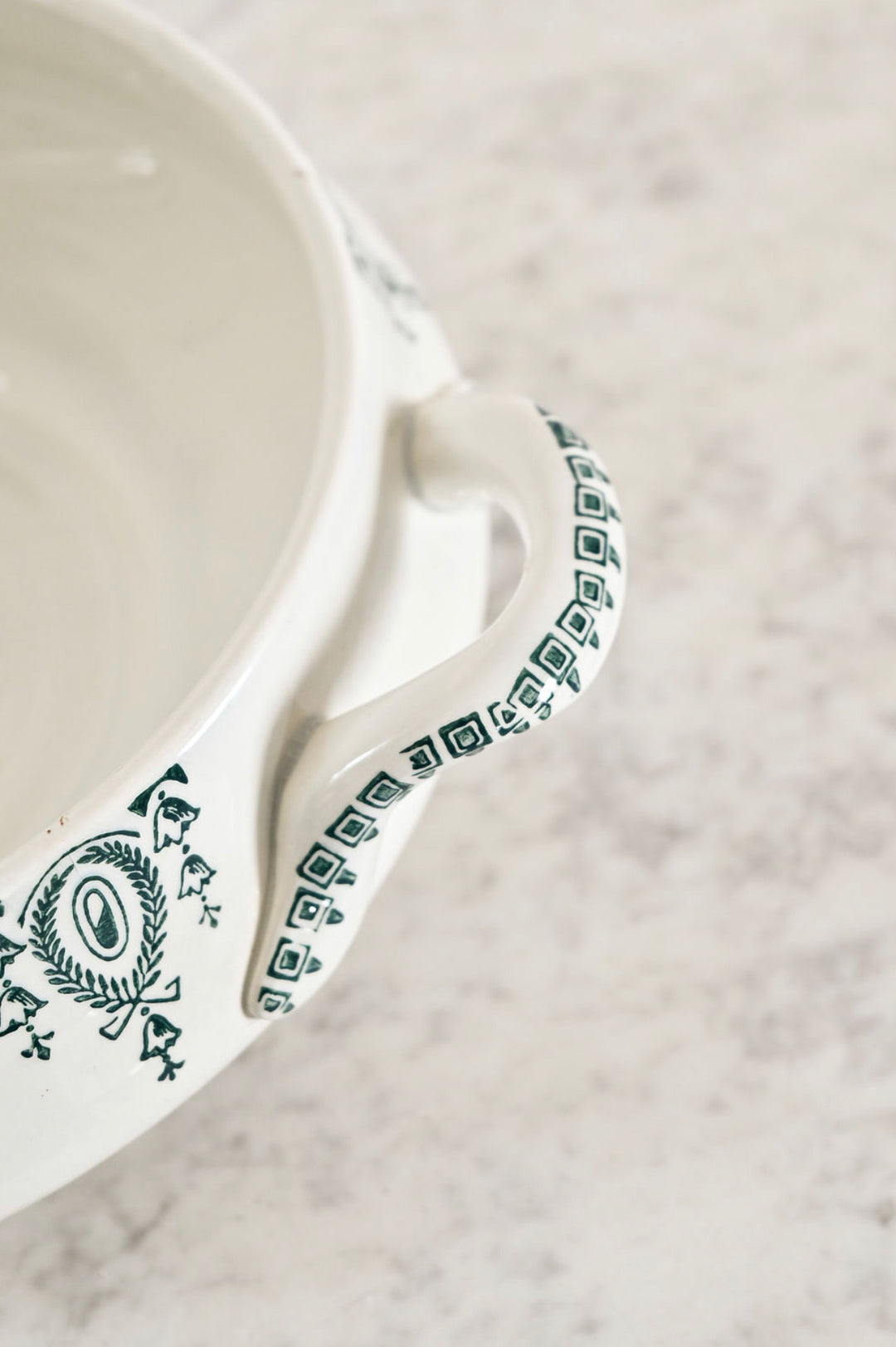 vintage french transferware soupière soup tureen