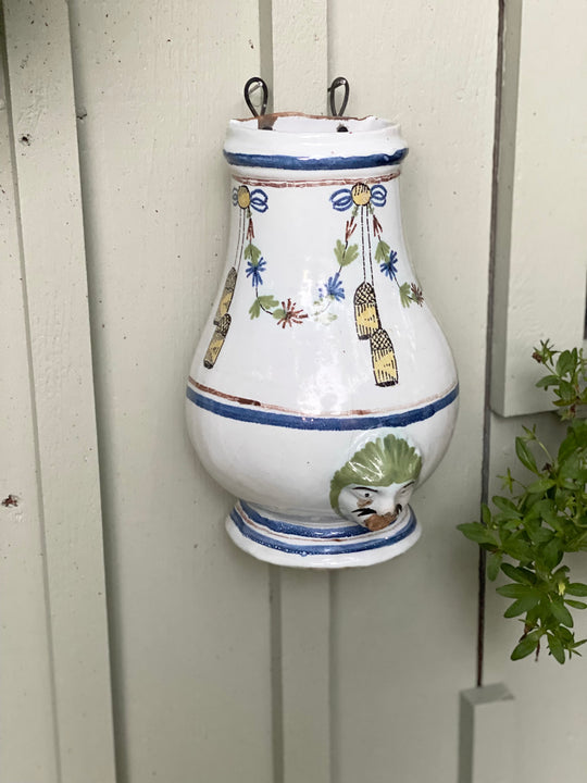 19th century French faience pottery lavabo, attributed to Sinceny