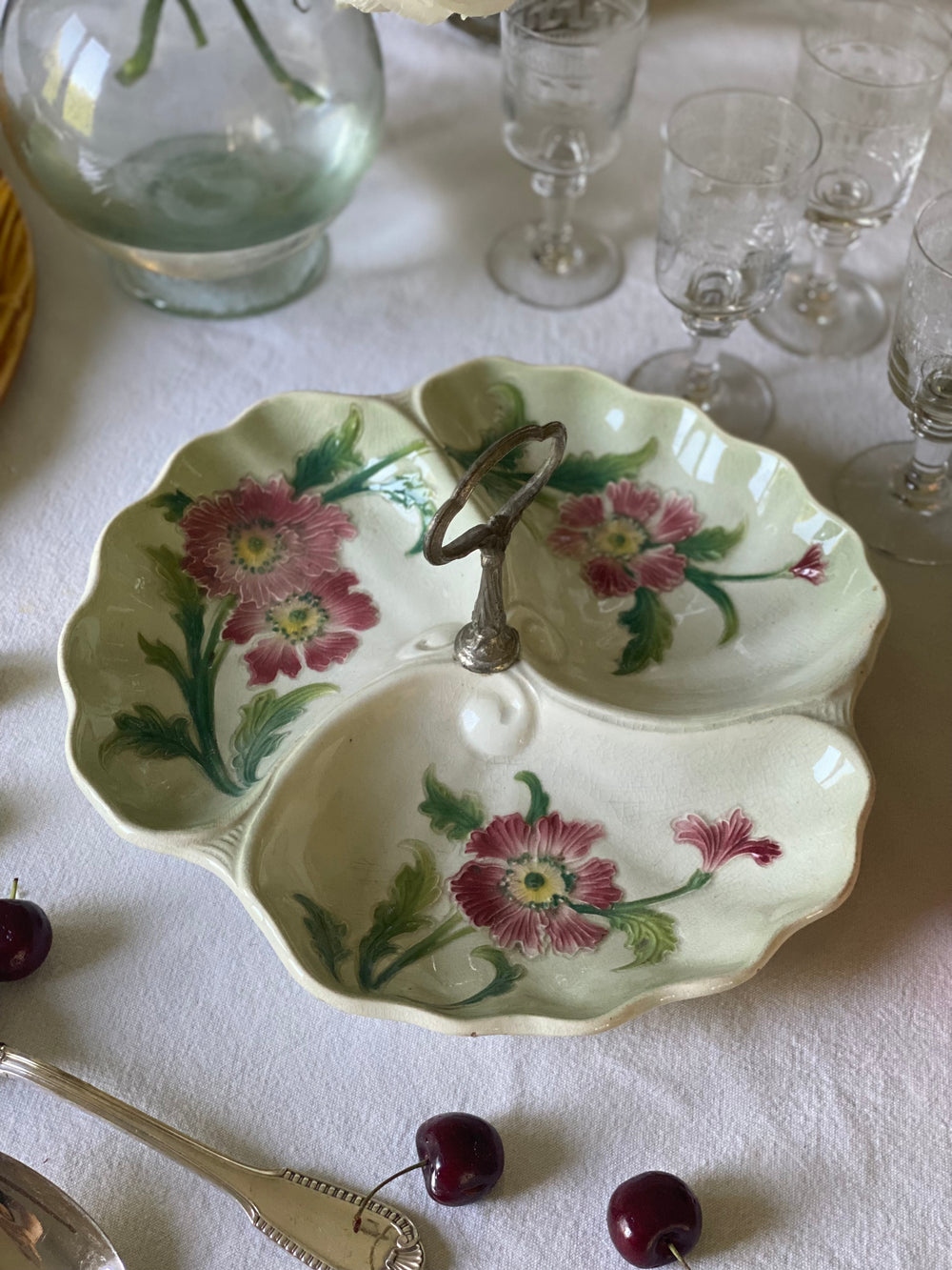 turn of the century French majolica art nouveau serving dish