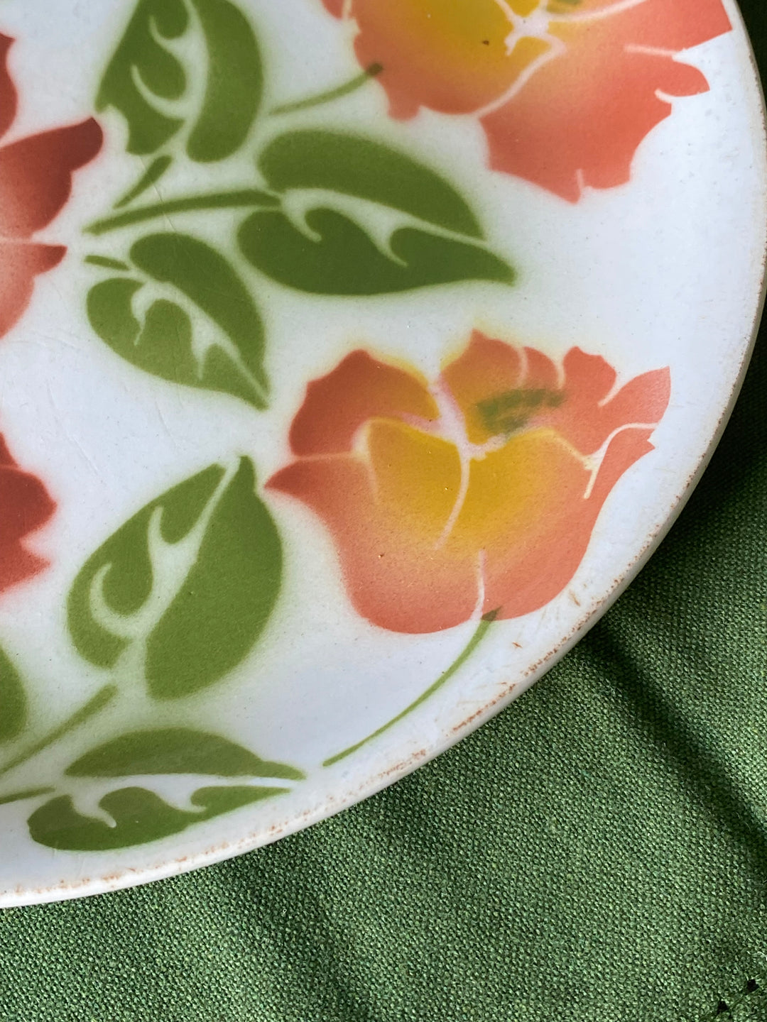 rare 1940s French Orchies faience dinner plates, set of 4