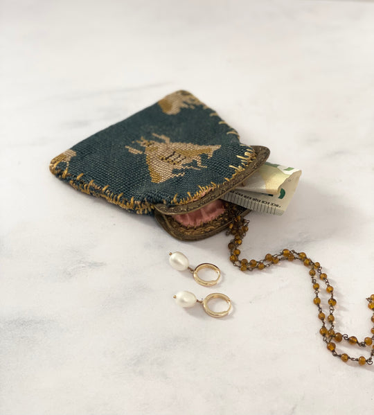 rare 19th century French silk needlepoint tapestry bee motif coin purse