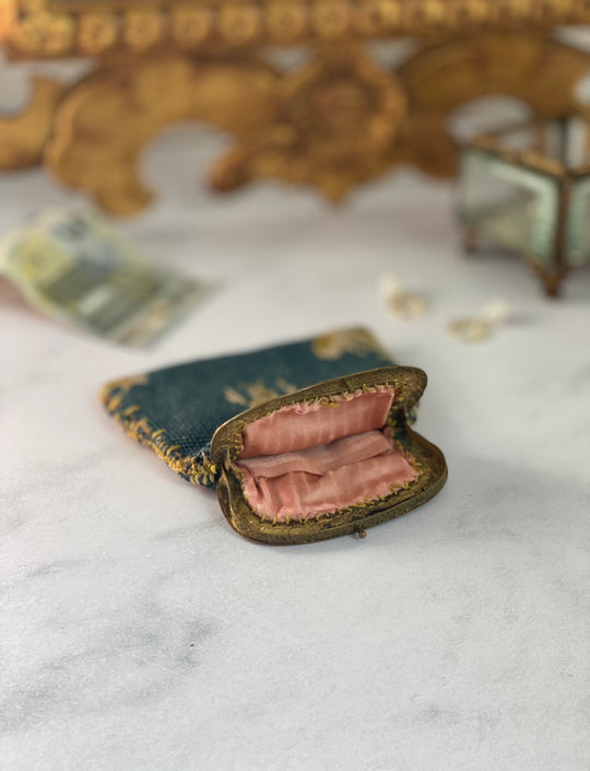 rare 19th century French silk needlepoint tapestry bee motif coin purse