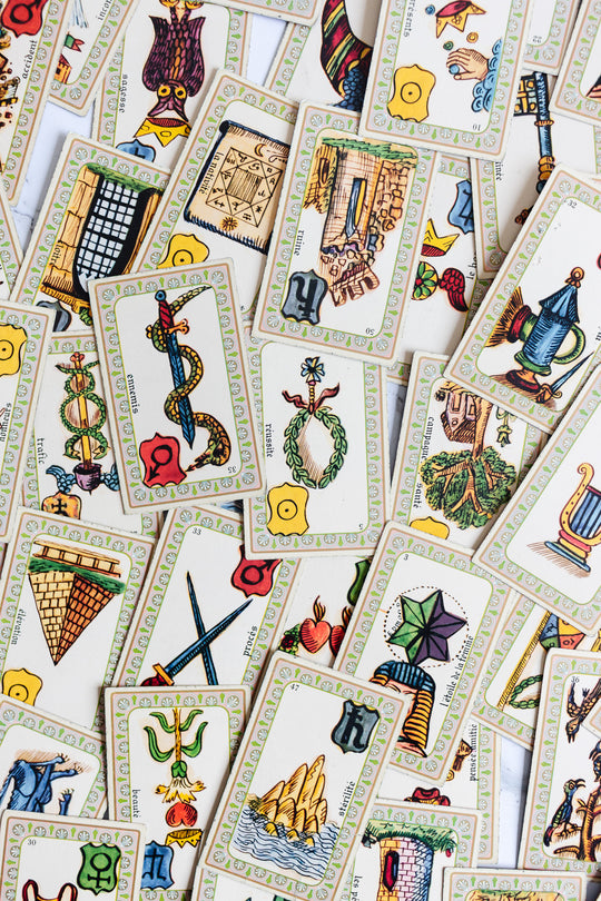 vintage french “oracle belline” divination deck
