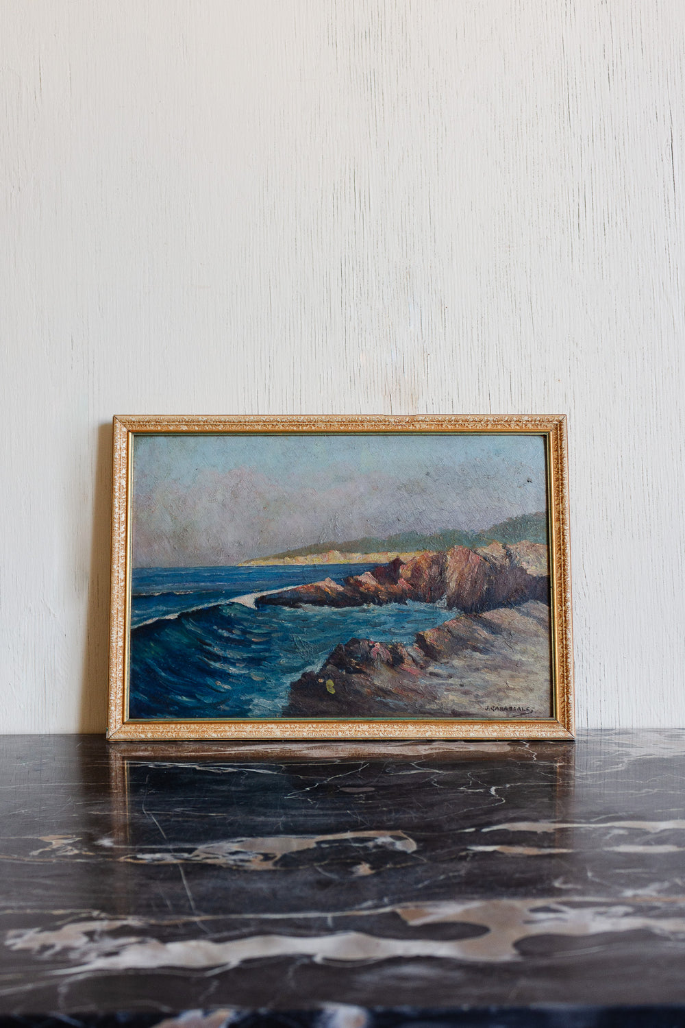 vagues sur les rochers