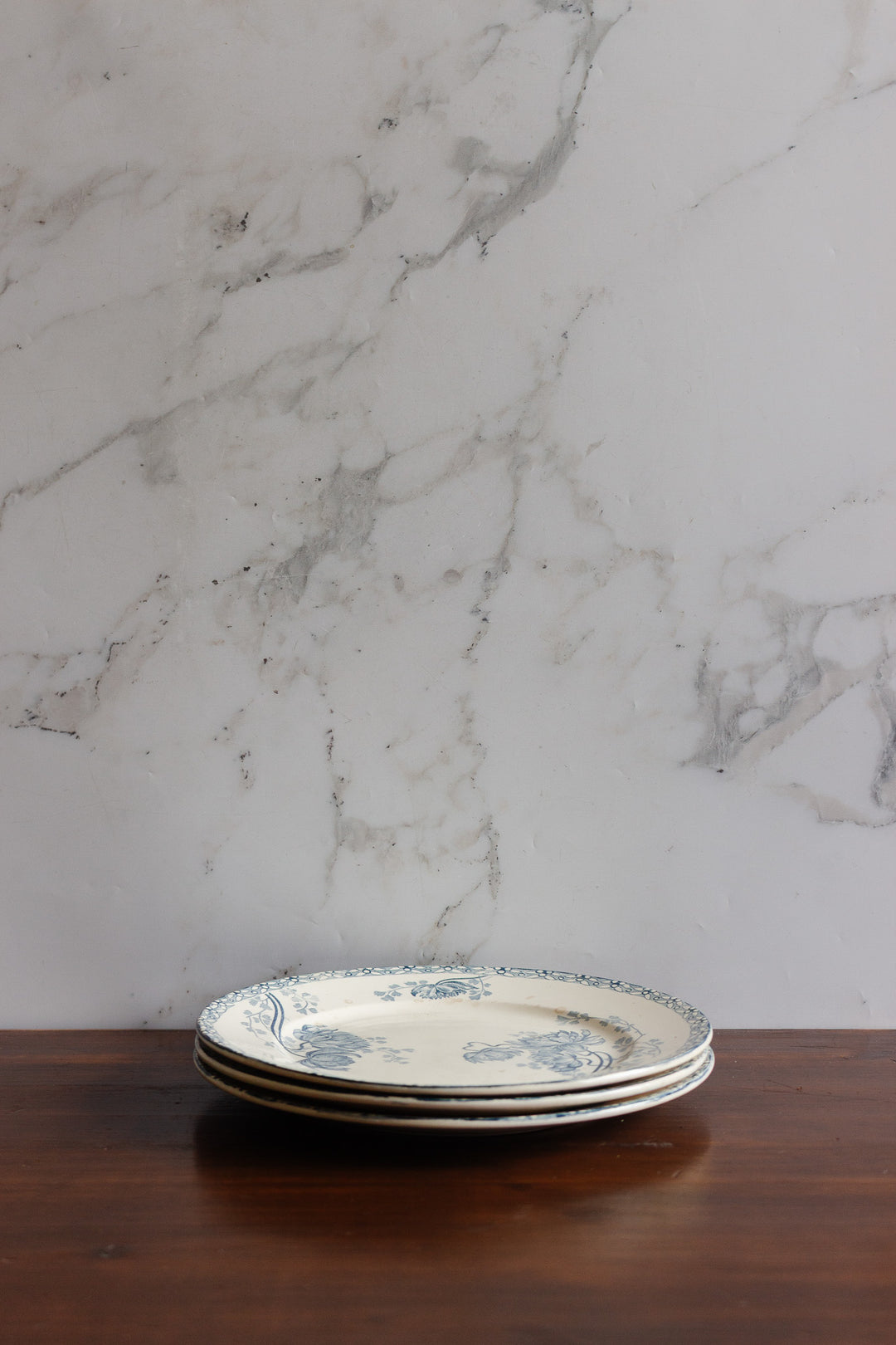 trio of sarreguemines "royat" blue and white plates