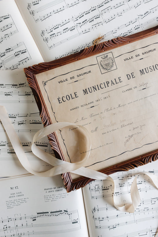 1945 1st prize music certificate from ville de saumur