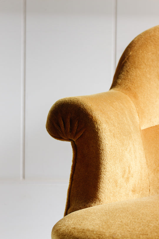 antique french crapaud chair
