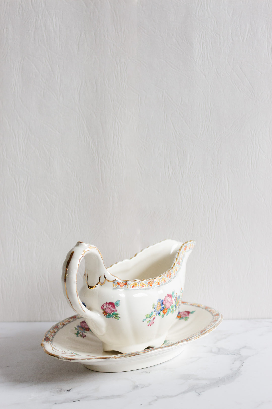 losol ware England bird of paradise gravy boat